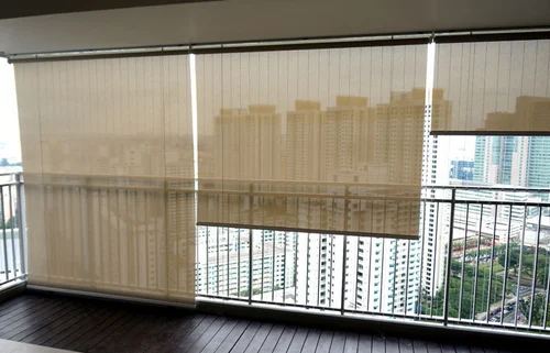 Cómo Sacar los Hongos de las Cortinas Roller